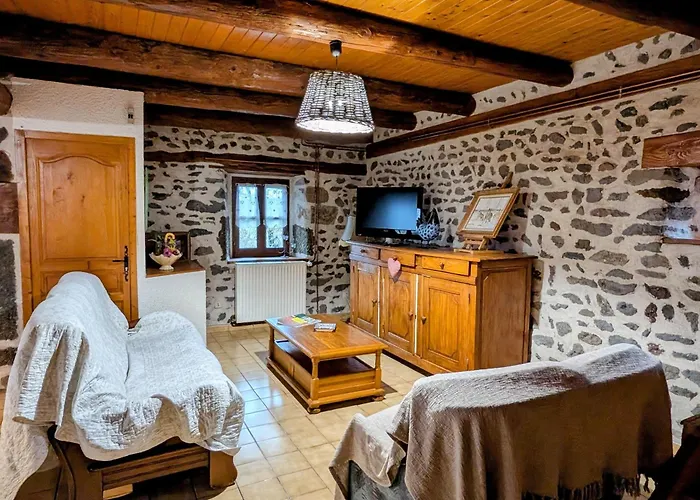 Maison De Caractère Au Cœur Du Village - Fr-1-582-546 *