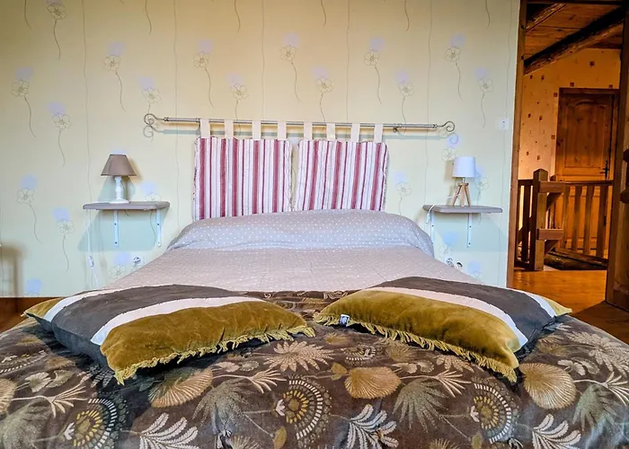 Maison De Caractere Au Coeur Du Village - Fr-1-582-546 別荘